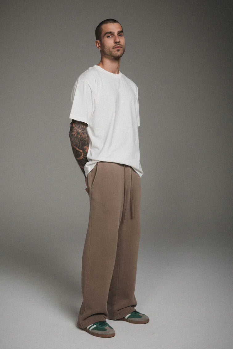 Core Straight Leg Pant
