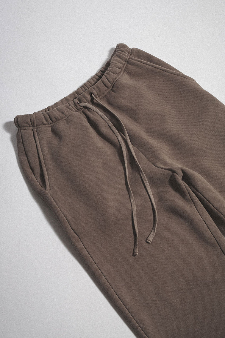 Core Straight Leg Pant