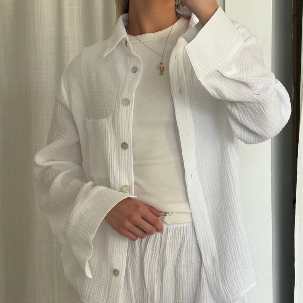 Daily Button Up - White Bubble