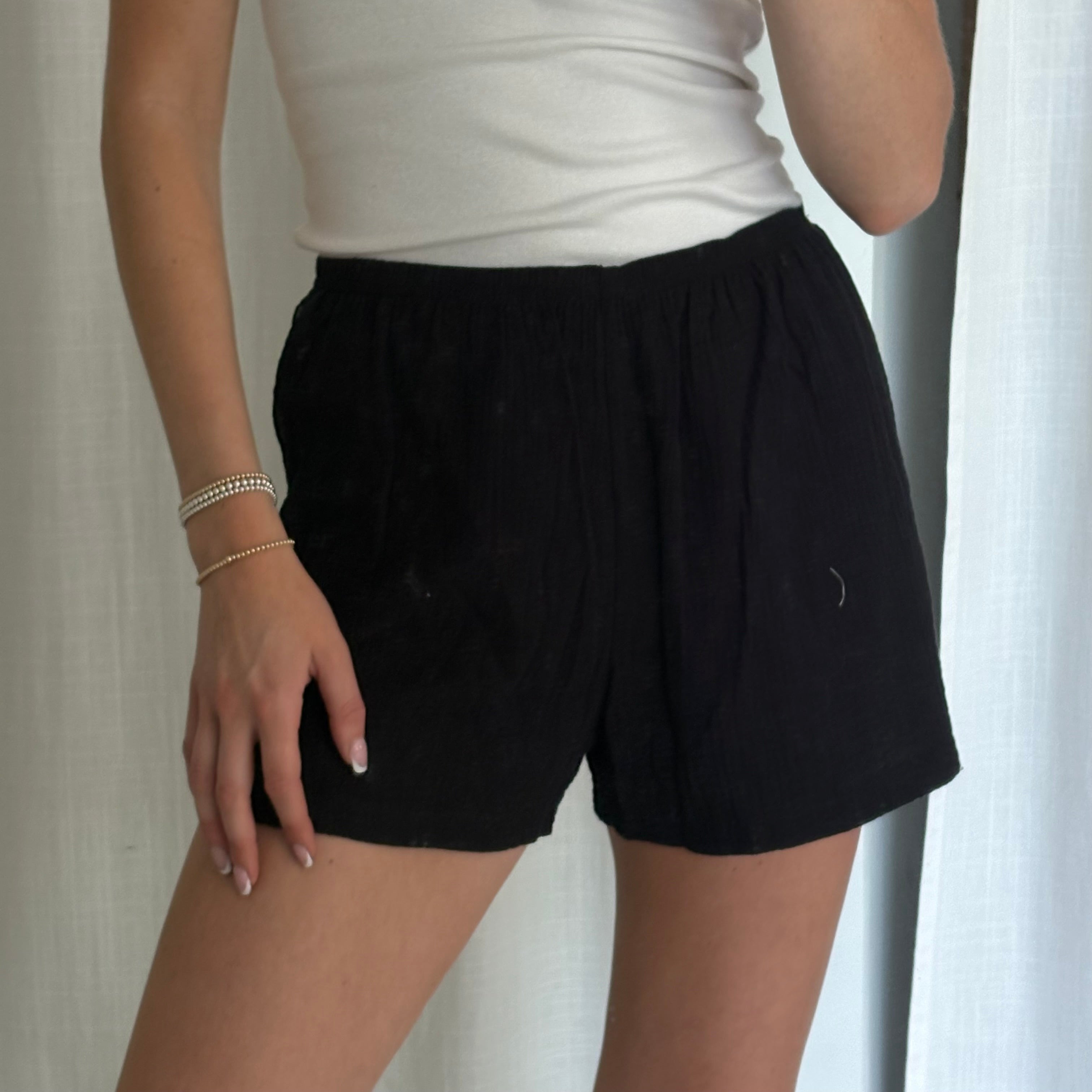 Daily Short - Black Bubble